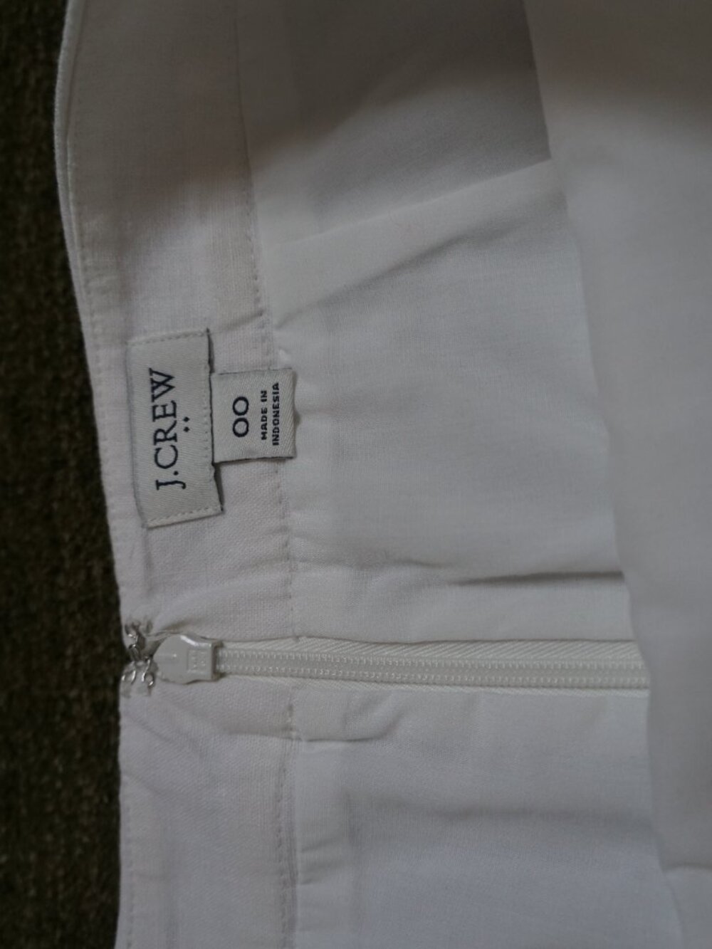 J.Crew white linen mini skirt with anchor buttons - Picture 6 of 8